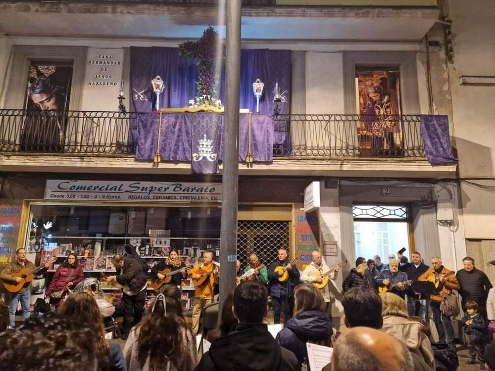 Las Cruces de Mayo ya lucen con todo su esplendor