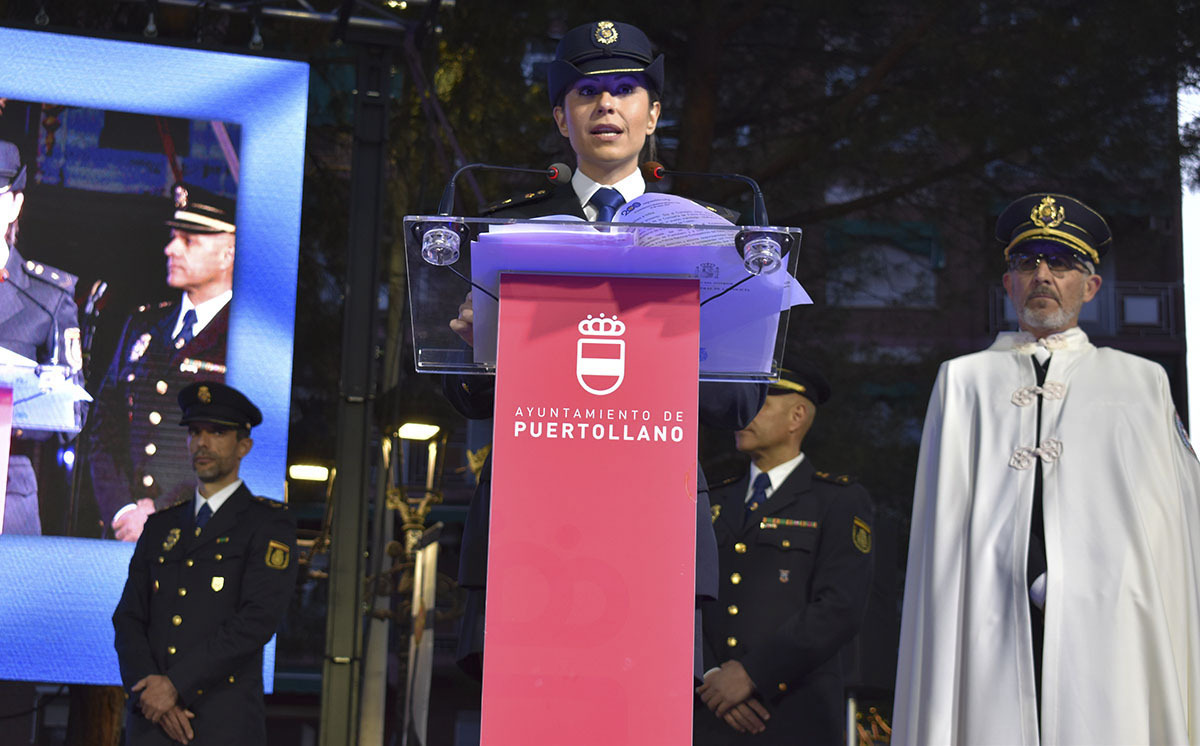 sANTO vOTO, ENCENDIDO DE LAS OLLAS Y NOMBRAMIENTO A LA POLICÍA NACIONAL COMO EMBAJADORA DEL SANTO VOTO DE PUERTOLLANO  / AYTO PUERTOLLANO