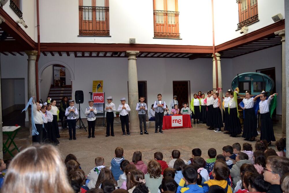 Más de 2.500 personas, en las jornadas escolares de zarzuela