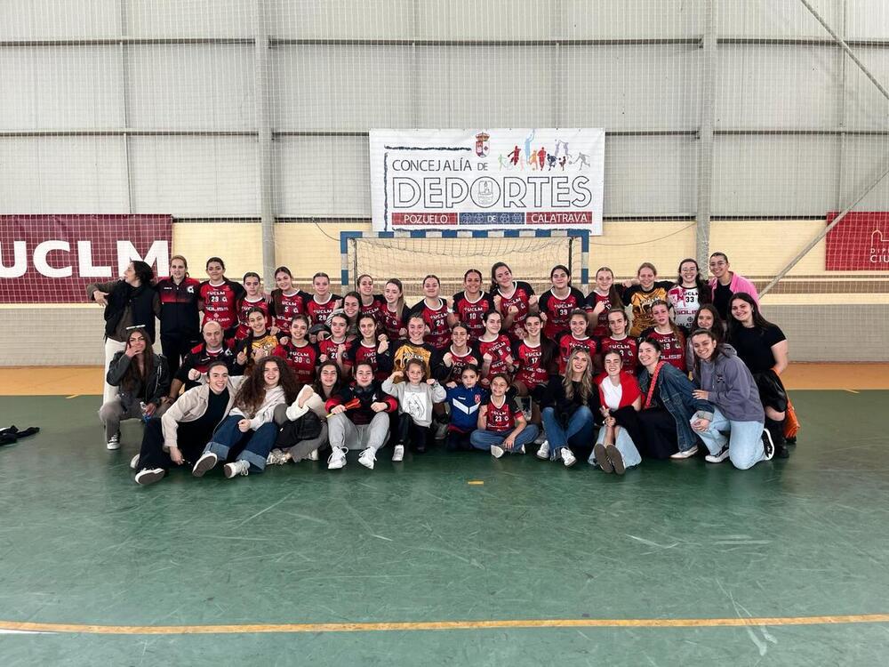 Equipo cadete femenino del Balonmano Pozuelo.