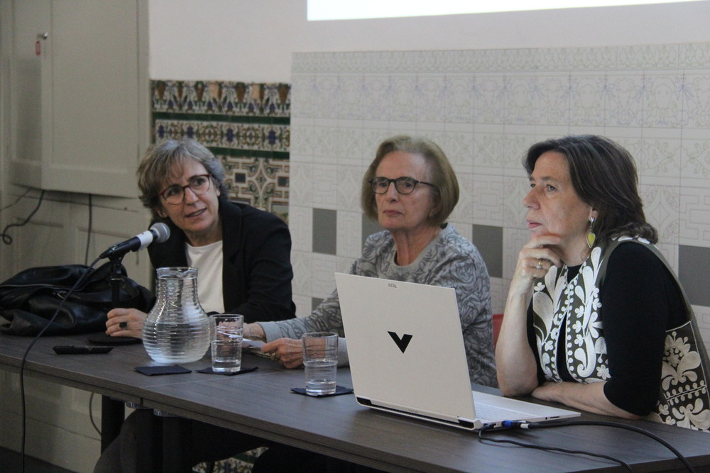 Rosario Romero presenta la tesela de Miguel Barroso 