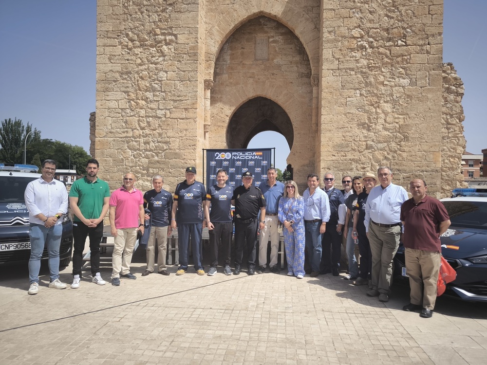 La Junta aplaude la carrera solidaria de la Policía Nacional