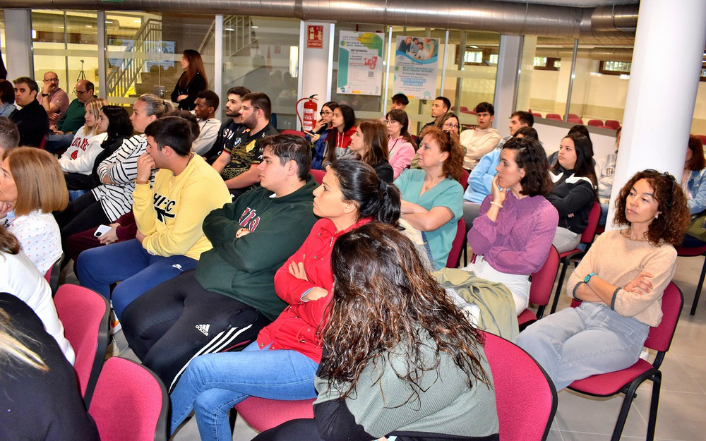 Ruiz destaca las posibilidades laborales de la FP para jóvenes