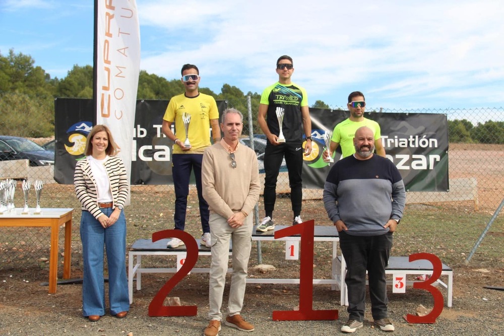 María José Sánchez y Carlos García vencen en Alcázar