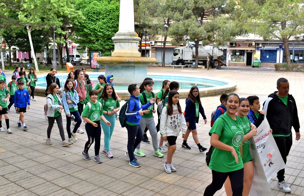 El atletismo, protagonista en el inicio de las Miniolimpiadas