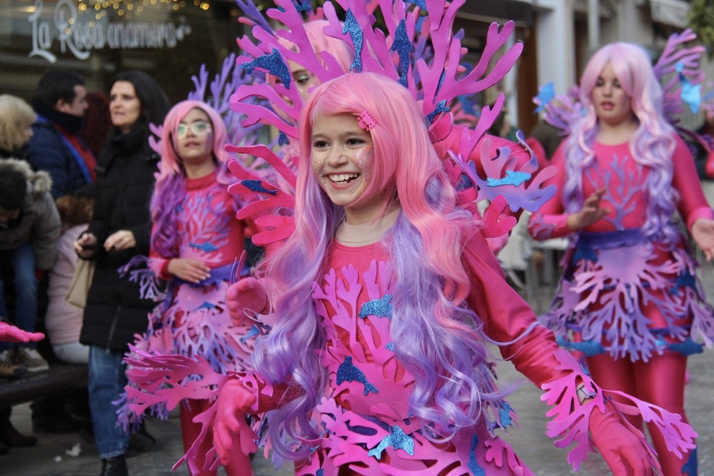 África pone ritmo al inicio del Carnavalcázar 