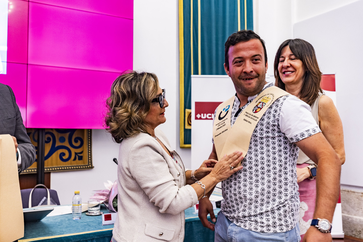 Julián Garde rector de la UCLM asiste al acto de graduación de la primera promoción del Curso Universitario de Formación Avanzada Incluye e Inserta de 15 estudiantes con  discapacidad intelectual de la asociación laborvalía, Laborvalía, UCLM  / RUEDA VILLAVERDE