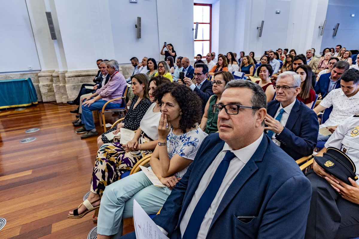 Julián Garde rector de la UCLM asiste al acto de graduación de la primera promoción del Curso Universitario de Formación Avanzada Incluye e Inserta de 15 estudiantes con  discapacidad intelectual de la asociación laborvalía, Laborvalía, UCLM  / RUEDA VILLAVERDE