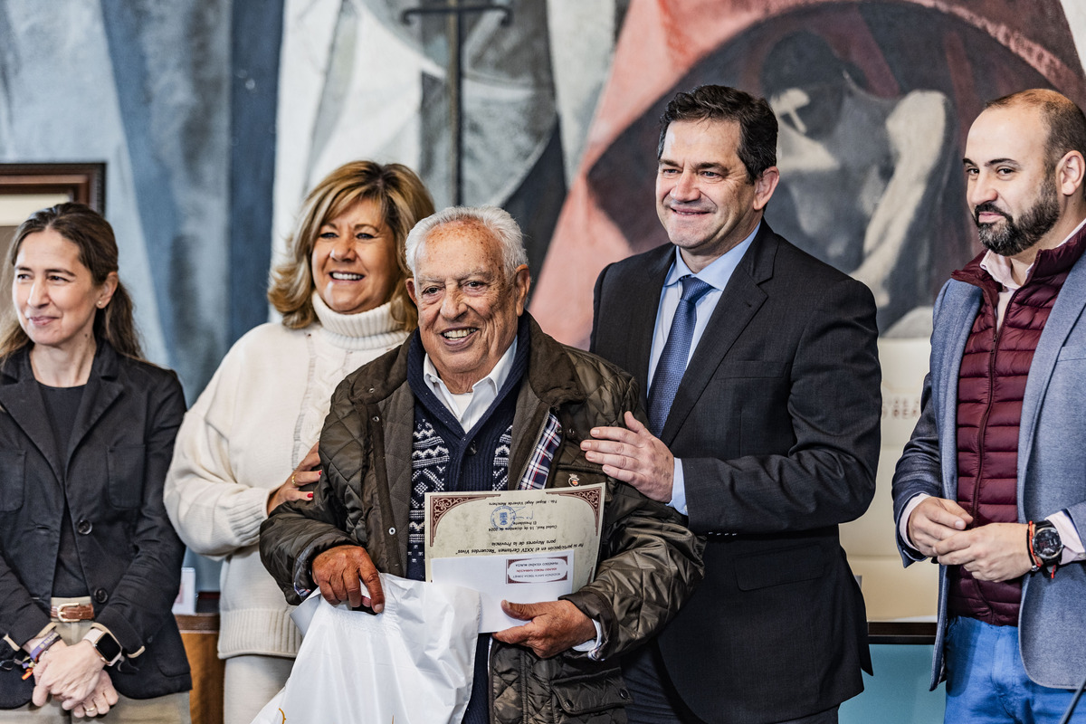 Recuerdos vivos, celebrado en la Diputación, homenaje a nuestros mayores, entrega de diplomas a los mayores y abuelos que han participado en el concurso literario de la Diputación, Recuerdos Vivos  / RUEDA VILLAVERDE