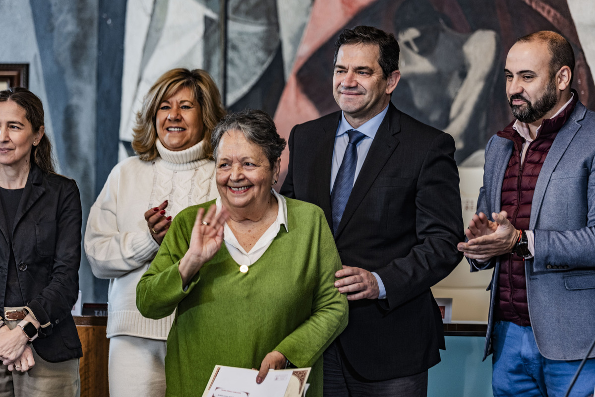 Recuerdos vivos, celebrado en la Diputación, homenaje a nuestros mayores, entrega de diplomas a los mayores y abuelos que han participado en el concurso literario de la Diputación, Recuerdos Vivos  / RUEDA VILLAVERDE