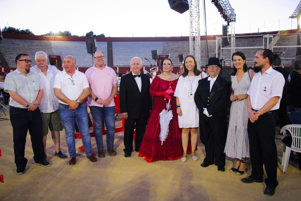 Teatralidad y costumbre en la plaza de toros de Alcázar