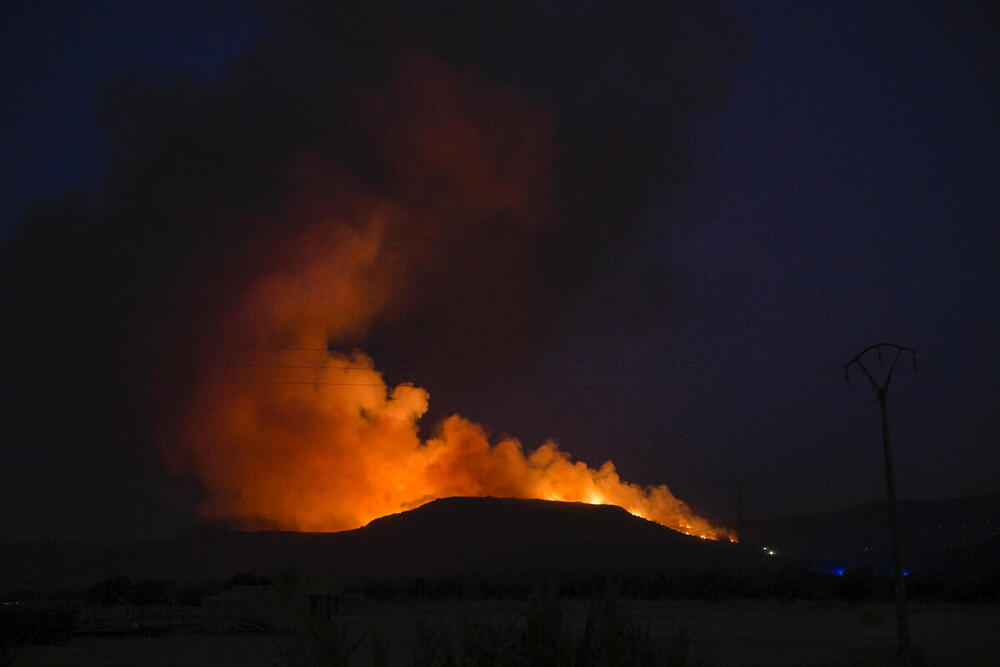 El incendio baja a nivel de riesgo 0 tras quemar 600 hectáreas