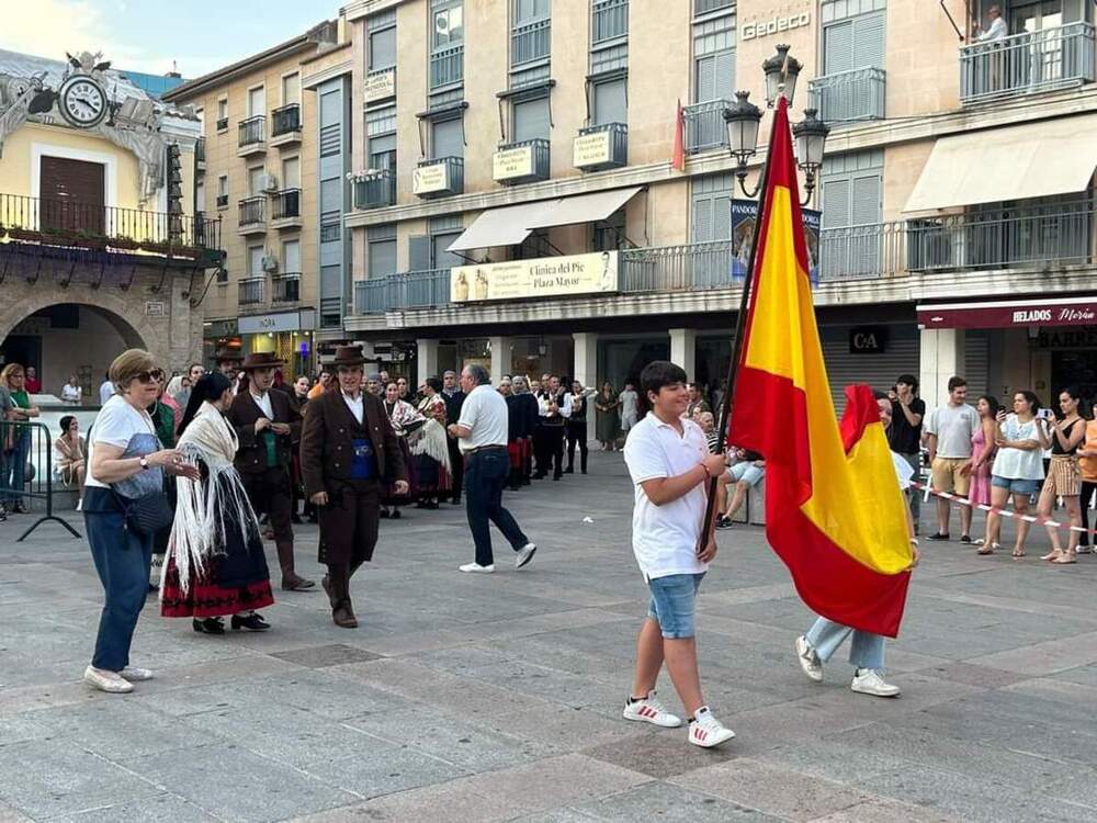 El Festival de Folclore calienta la capital