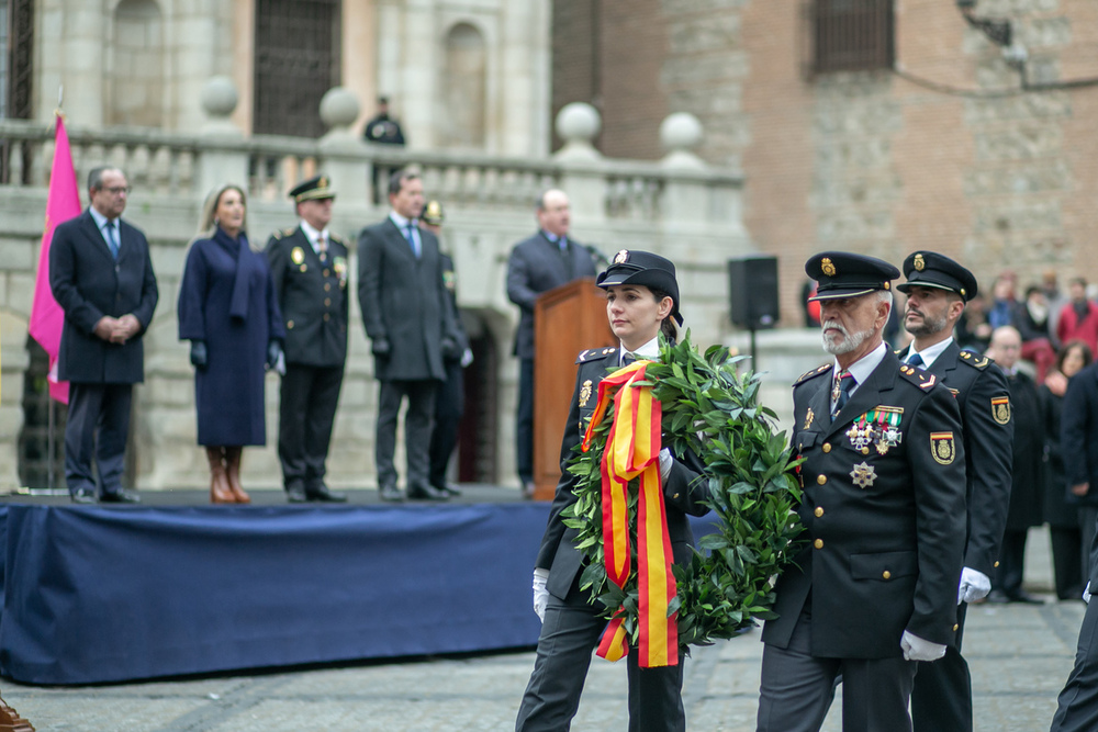 Tolón y Ruiz Molina ensalzan la figura de la Policía Nacional