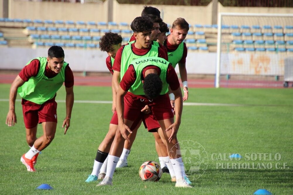 Jugadores del Calvo Sotelo, durante un entrenamiento.