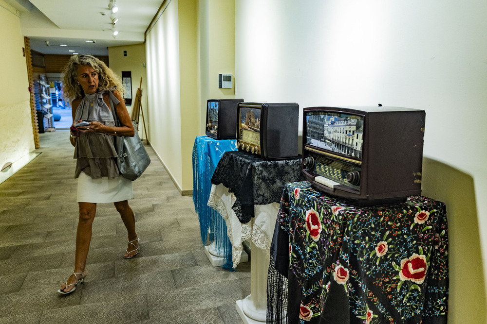 El Museo Elisa Cendrero acoge la  exposición ‘Toca la Radio’