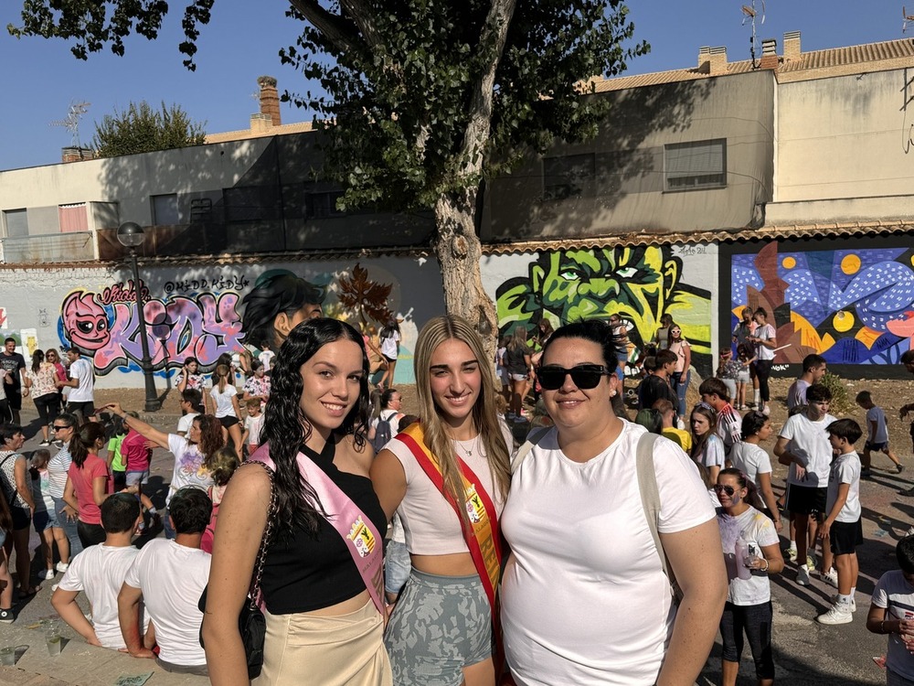 El Holi Festival llena el recinto ferial de Malagón