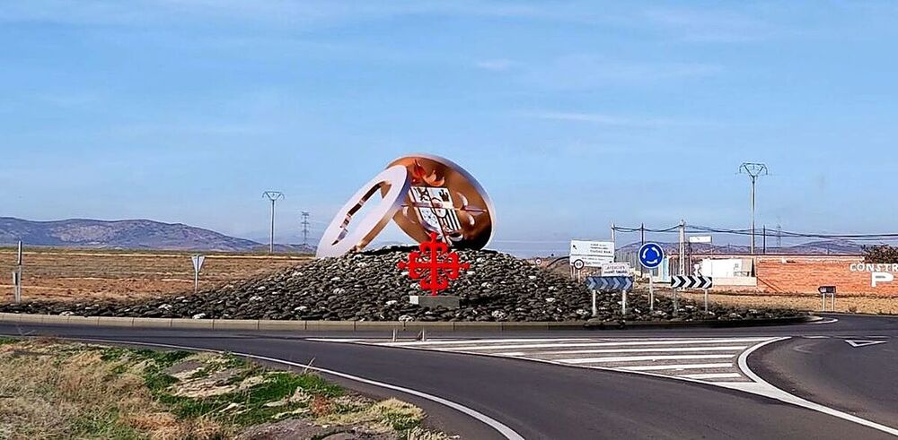 Imagen de cómo quedará la rotonda con la instalación de las monedas y la cruz de calatrava.  