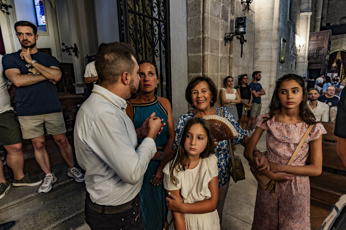 bajada  de la Virgen del Prado de Ciudad Real al altar mayor por la  Festividad de la Virgen del Prado en Agosto, feria de Agosto  / RUEDA VILLAVERDE