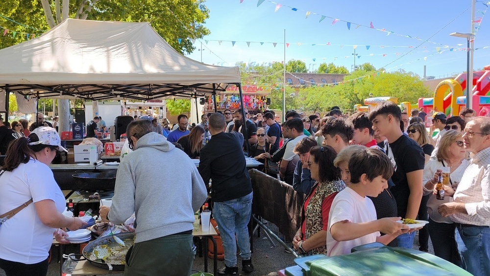 Migas y paella para celebrar las fiestas de Nuevo Parque