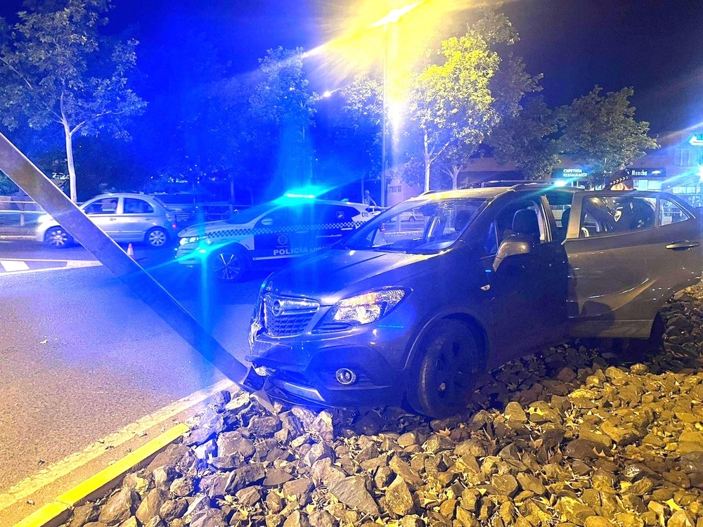 Acaba en el Quijote Azteca tras robar un coche