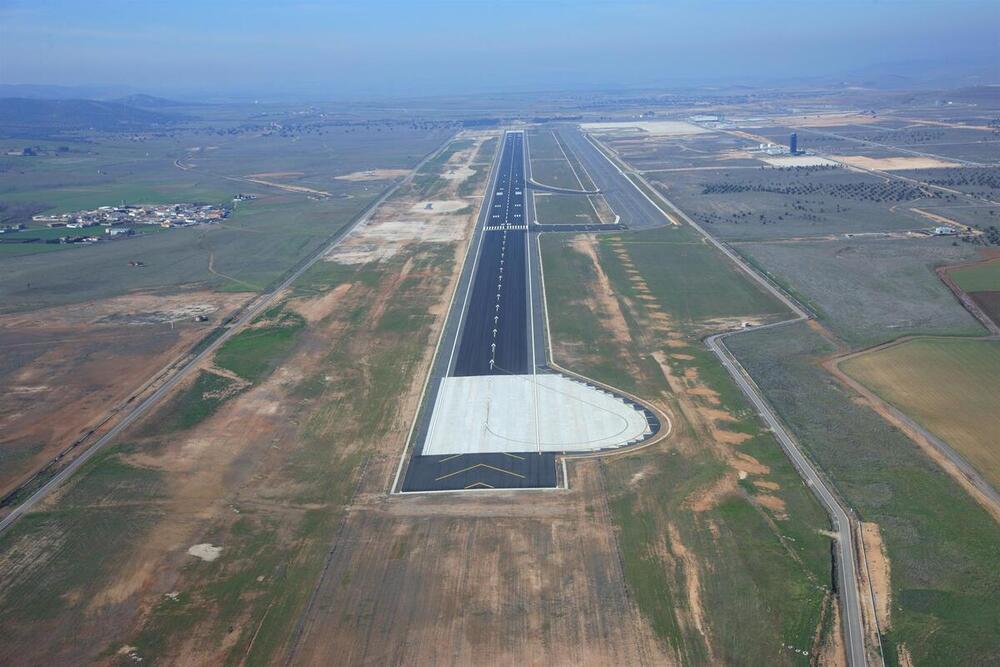 García-Page dice que el aeropuerto será útil para la región