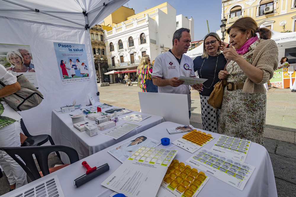 La plaza Mayor, escenario del 'Paseo de la Salud'