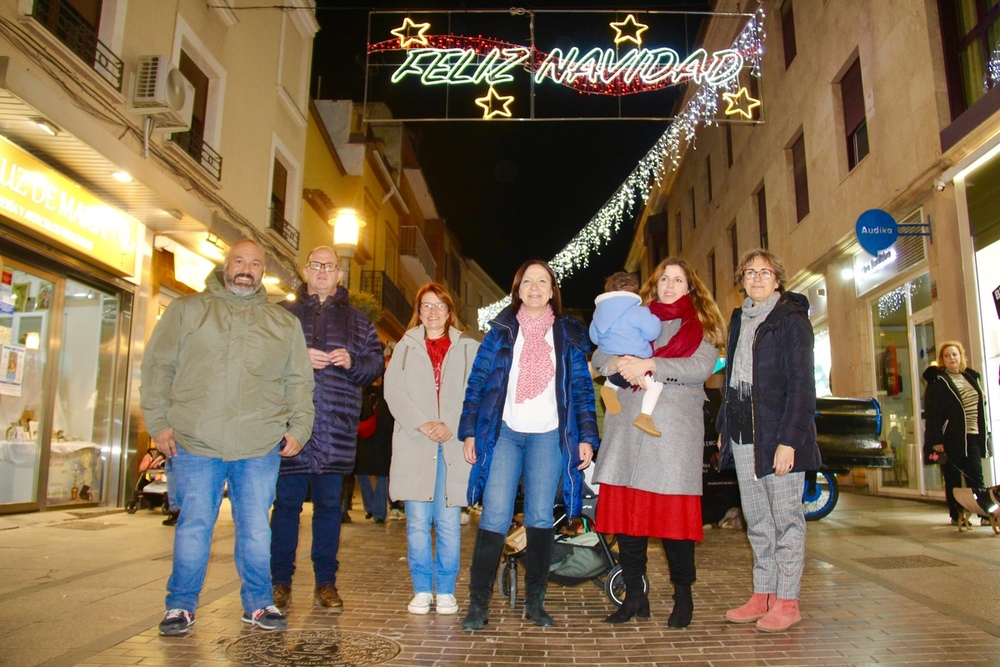 Más de 250.000 bombillas led iluminan la Navidad de Alcázar