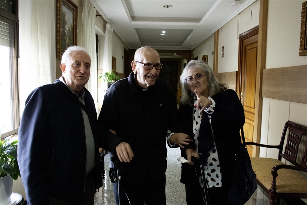 El sacerdote Rafael Pérez Piñero cumple 100 años 