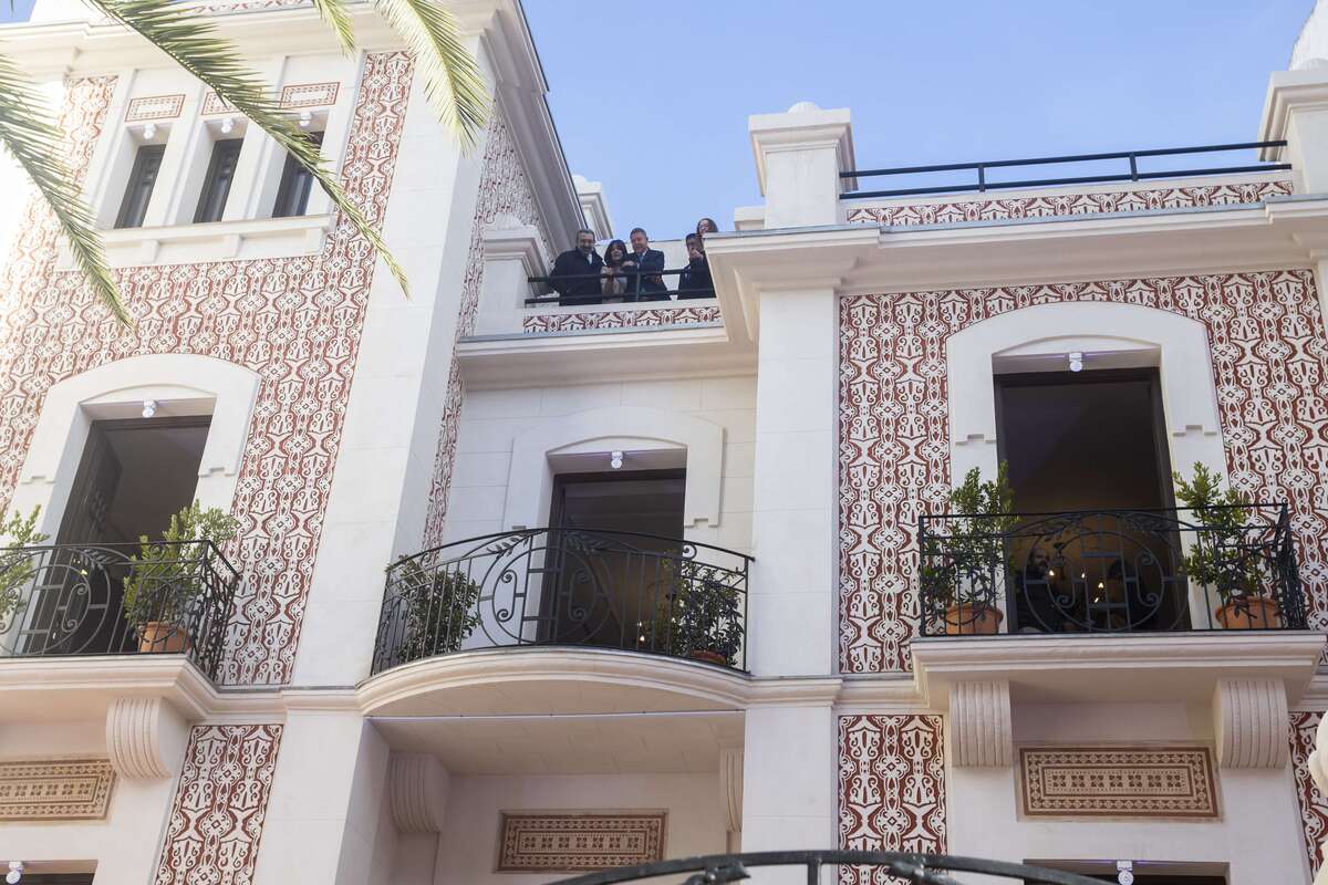 Emiliano García-Page inaugura el antiguo palacete de la Cruz Roja  / TOMÁS FDEZ. DE MOYA