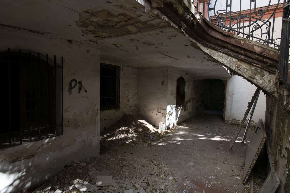 Antes y después del antiguo palacete de la Cruz Roja  / TOMÁS FDEZ. DE MOYA