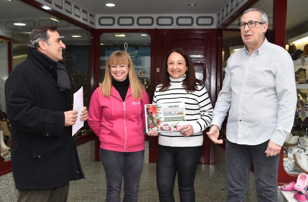 Miguelturra entrega los premios de los escaparates navideños