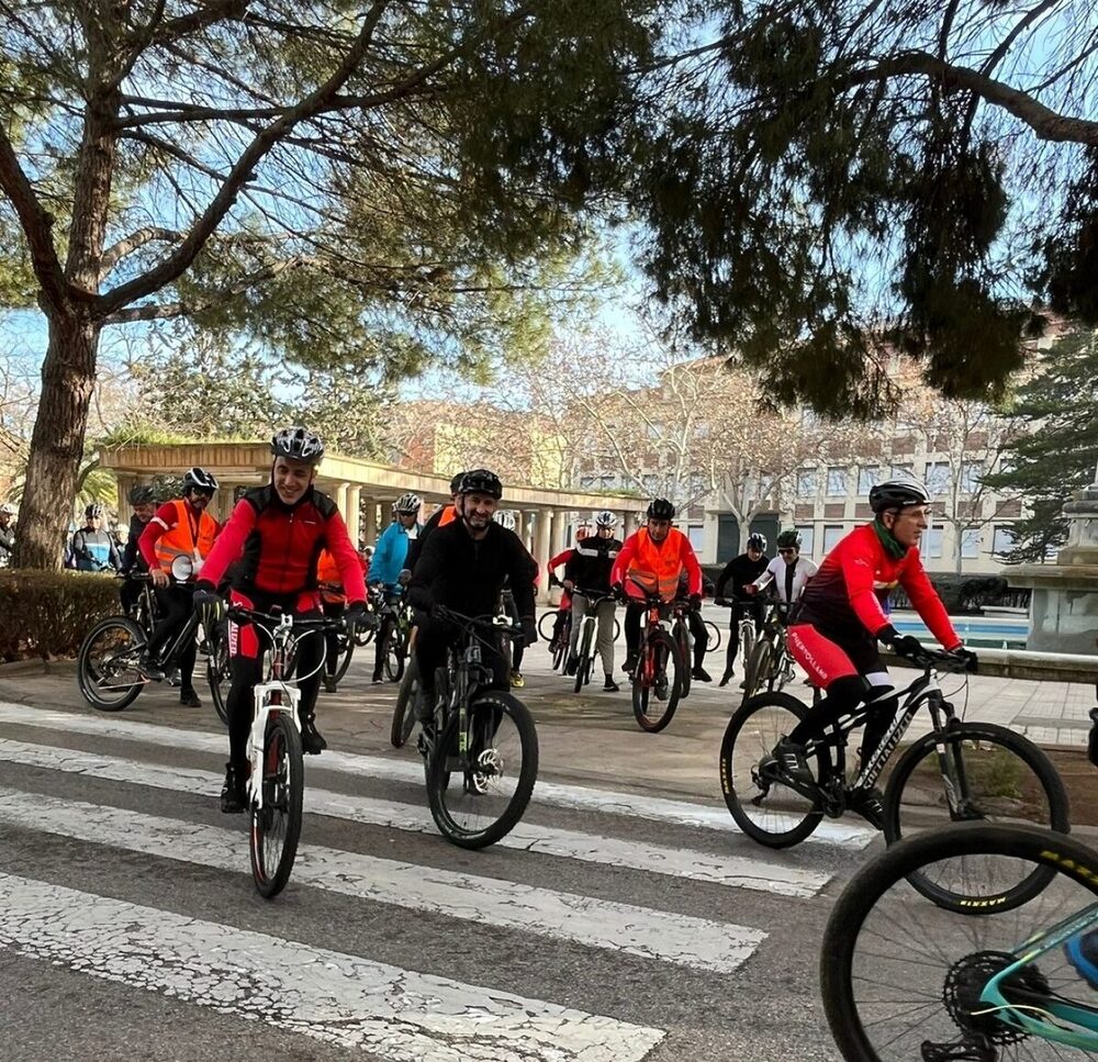 Una fiesta del deporte de dos ruedas