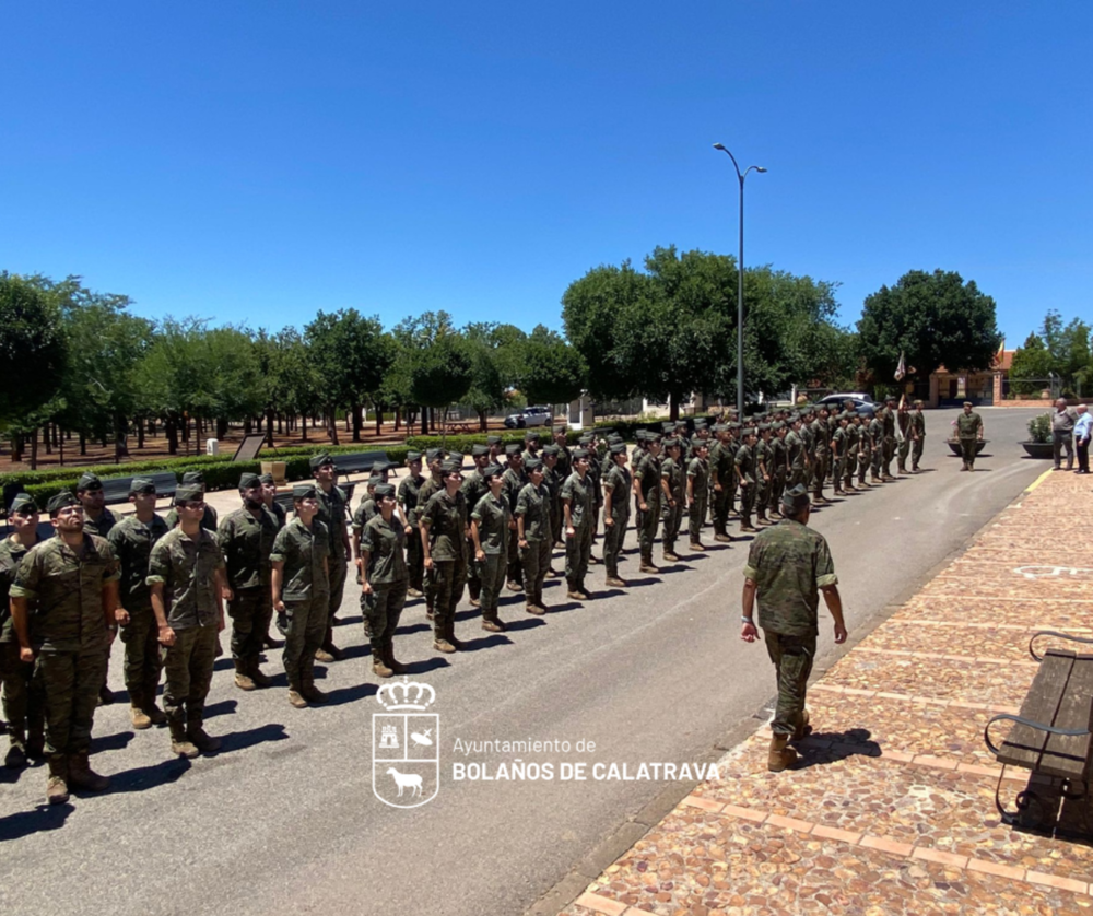 Homenaje de la Academia Central de la Defensa en Bolaños