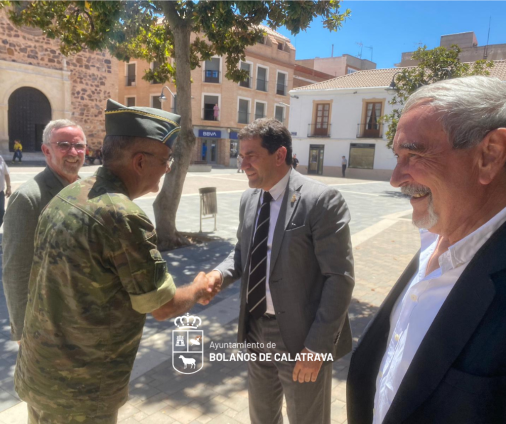 Homenaje de la Academia Central de la Defensa en Bolaños