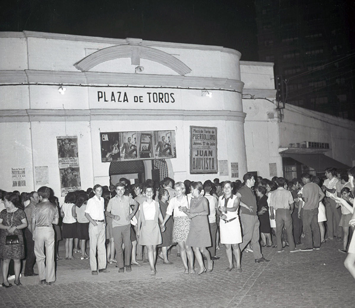 Fiestas de Puertollano, de los años 50, 60 y 70, que se celebraban en el Paseo de San Gregorio y en la Fuete de los Leones en el centro de la ciudad industrial  / FOTOS JOSÉ RUEDA MOZOS