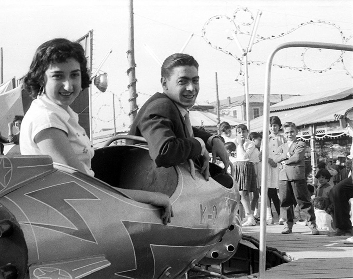 Fiestas de Puertollano, de los años 50, 60 y 70, que se celebraban en el Paseo de San Gregorio y en la Fuete de los Leones en el centro de la ciudad industrial  / FOTOS JOSÉ RUEDA MOZOS