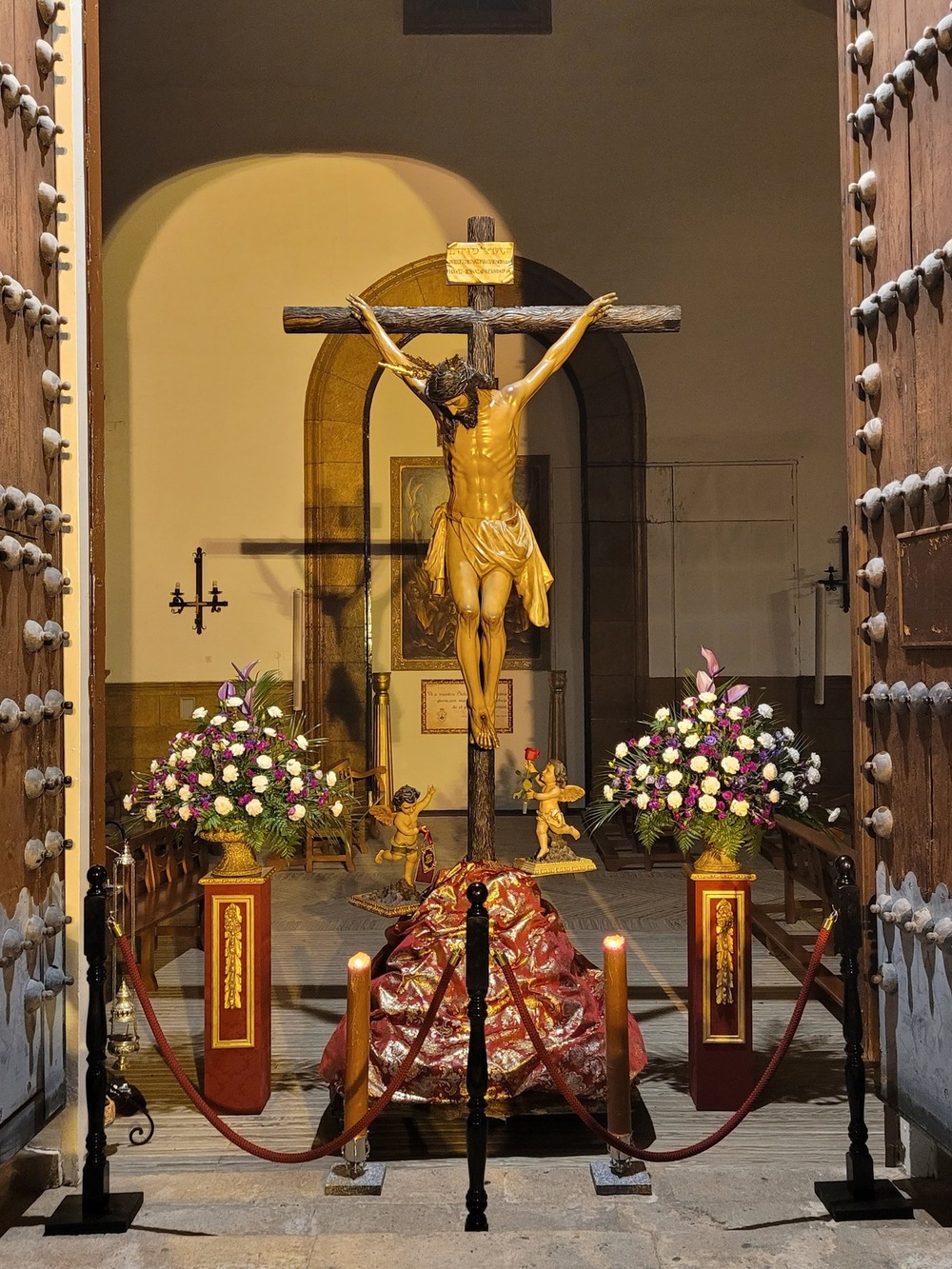 Música, pitos y limoná en honor al Cristo del Consuelo