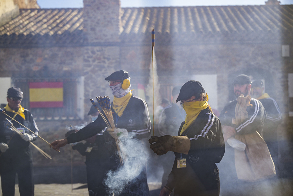 Miles de cohetes al aire en la Fiesta de las Paces de Villarta