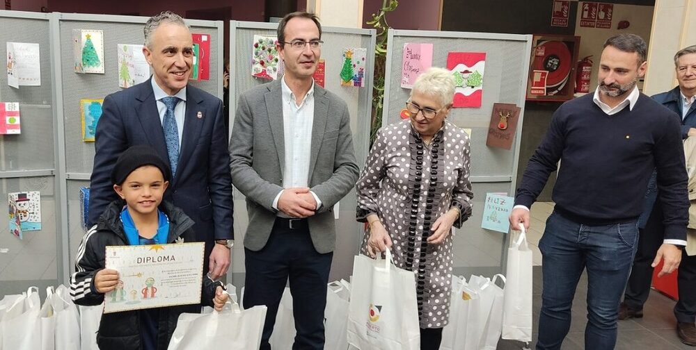 Puertollano premia las mejores felicitaciones navideñas