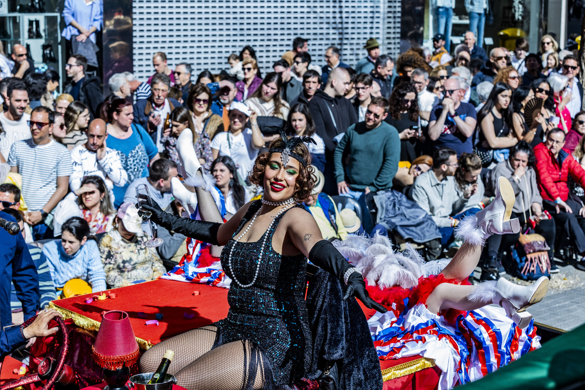 desfile de piñata, desfile de carnaval en ciudad real, carnaval, desfile de Piñata  / RUEDA VILLAVERDE