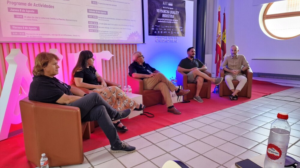 Mesa redonda ‘Análisis industrias audiovisuales regionales en el medio rural’ 