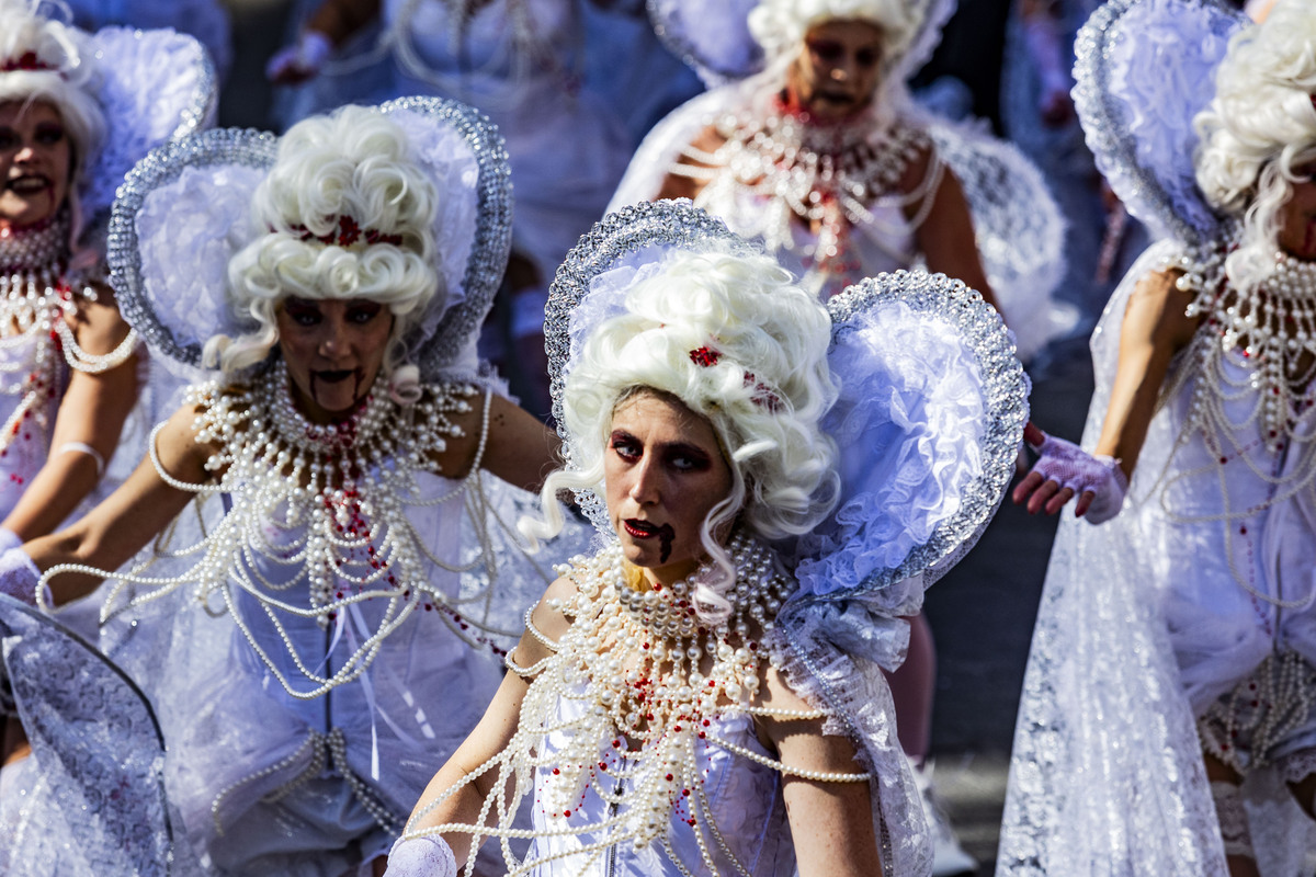 desfile de piñata, desfile de carnaval en ciudad real, carnaval, desfile de Piñata  / RUEDA VILLAVERDE