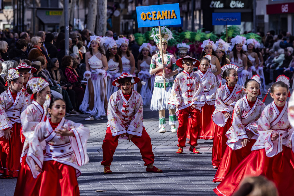 desfile de piñata, desfile de carnaval en ciudad real, carnaval, desfile de Piñata  / RUEDA VILLAVERDE