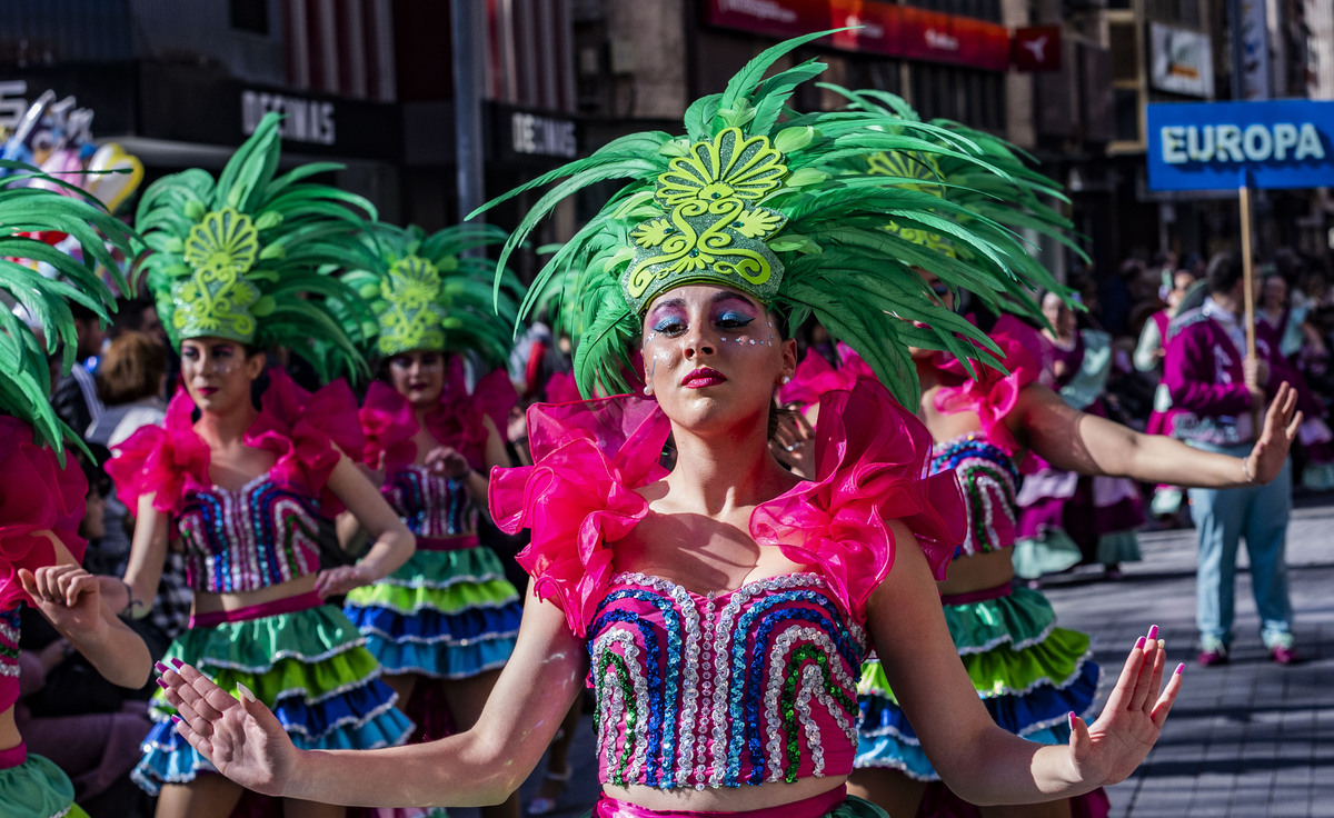 desfile de piñata, desfile de carnaval en ciudad real, carnaval, desfile de Piñata  / RUEDA VILLAVERDE