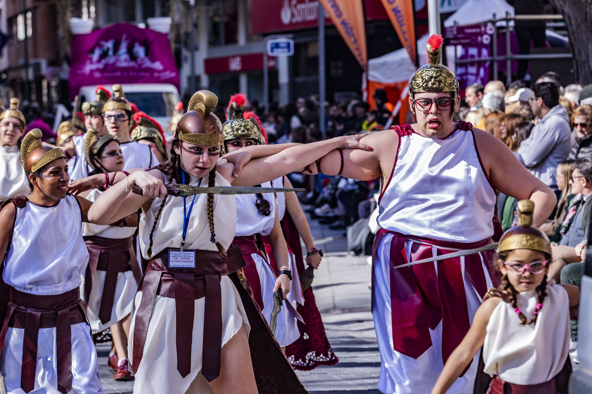 desfile de piñata, desfile de carnaval en ciudad real, carnaval, desfile de Piñata  / RUEDA VILLAVERDE