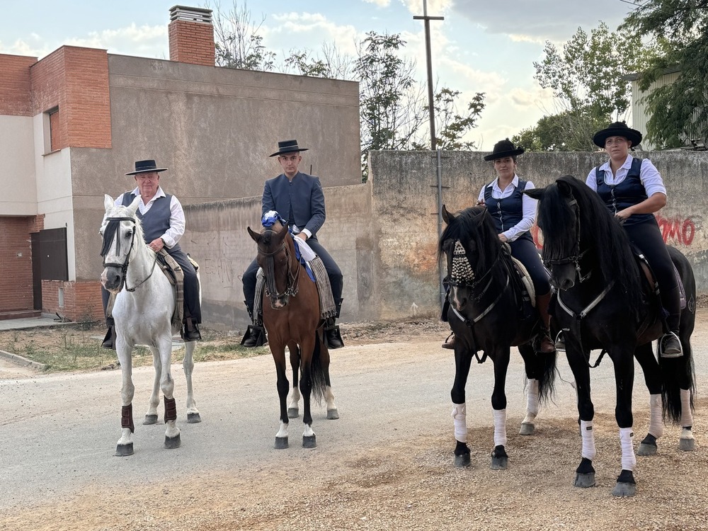 'El Bailar del Caballo' deleita a Malagón  