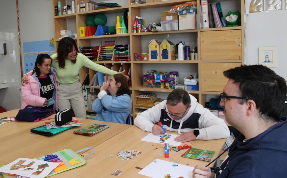 800 profesionales trabajan en la inclusión educativa