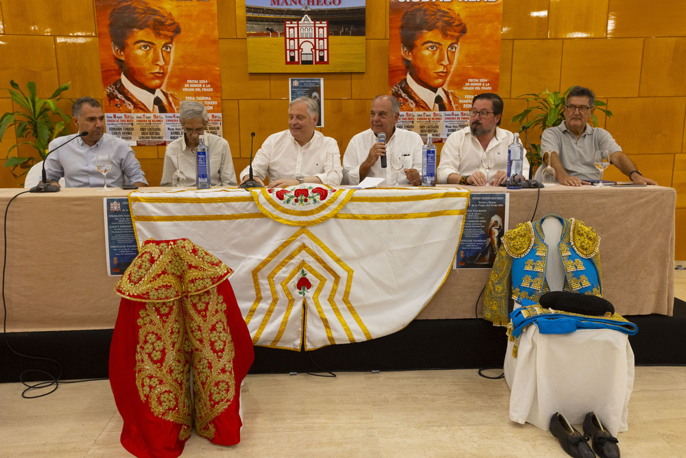 Última tertulia de la Feria Taurina por parte del Ateneo Taurino Manchego