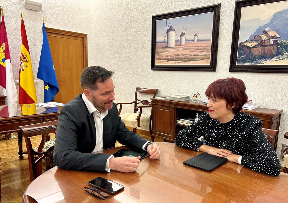 Broceño destaca los avances laborales conseguidos en España